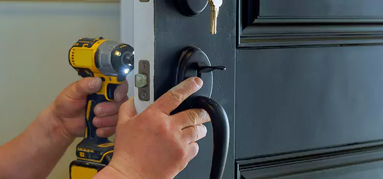 Locksmith Emergency Service Shaker Heights