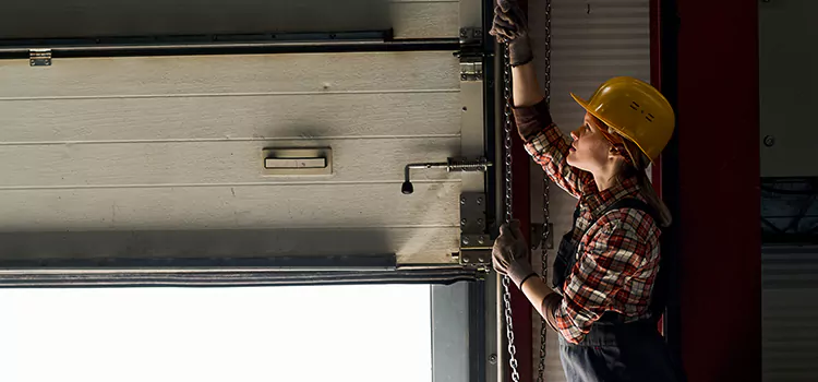 Addressing Common Garage Door Stoppage Issues in Shaker Heights, OH